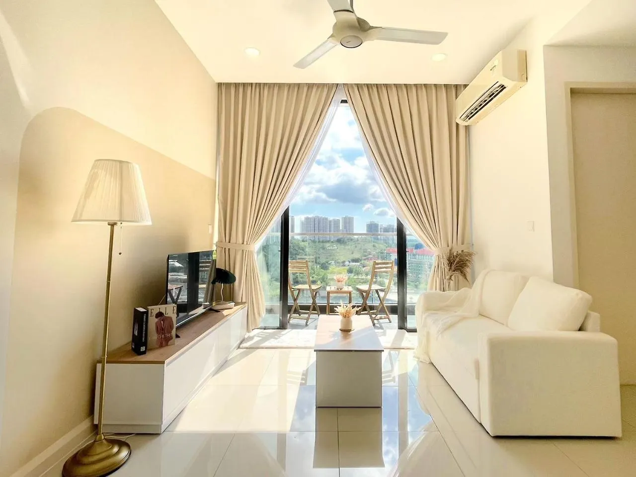 Apartmán D'Pristine By Antlerzone Johor Bahru