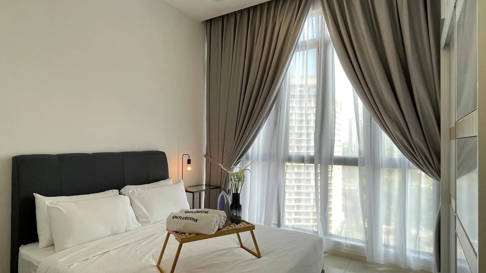 Apartmán D'Pristine By Antlerzone Johor Bahru